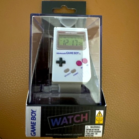 NIB 2018 Gameboy Watch with Nintendo sounds - Picture 2 of 6